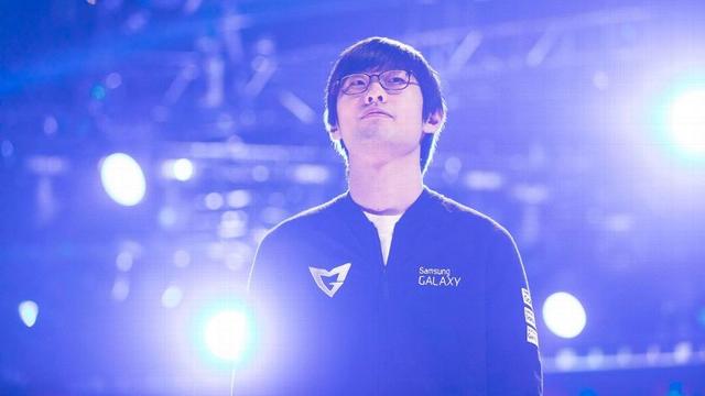 Complexity的经理表示，TO正在为VRS的比赛出售名额