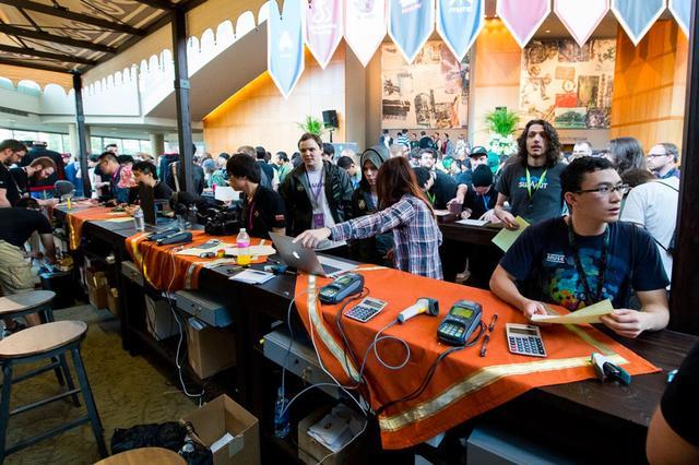 zweih ： 牙痛和低帧率在玩游戏时真的很不舒服