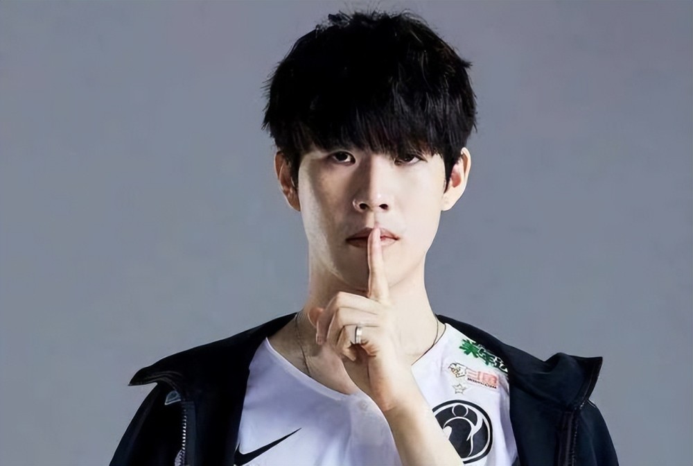 WBG对阵NIP赛前海报：是WBG精准控场？还是NIP完成一穿三？